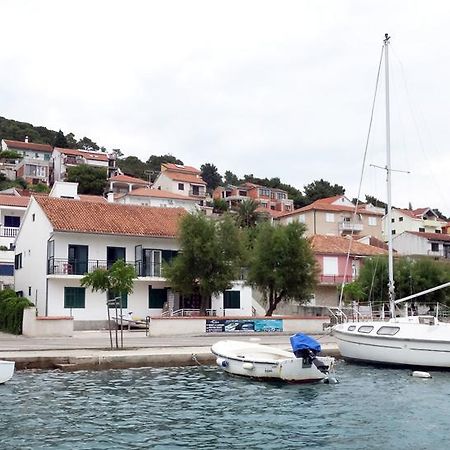 Waterfront Apartments Tisno Zewnętrze zdjęcie