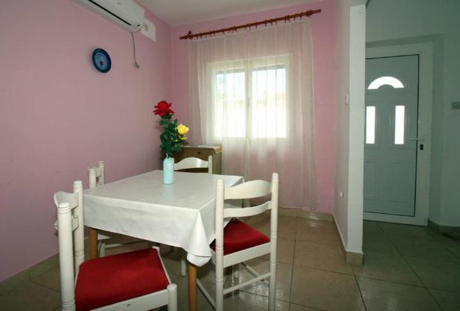 Waterfront Apartments Tisno Zewnętrze zdjęcie